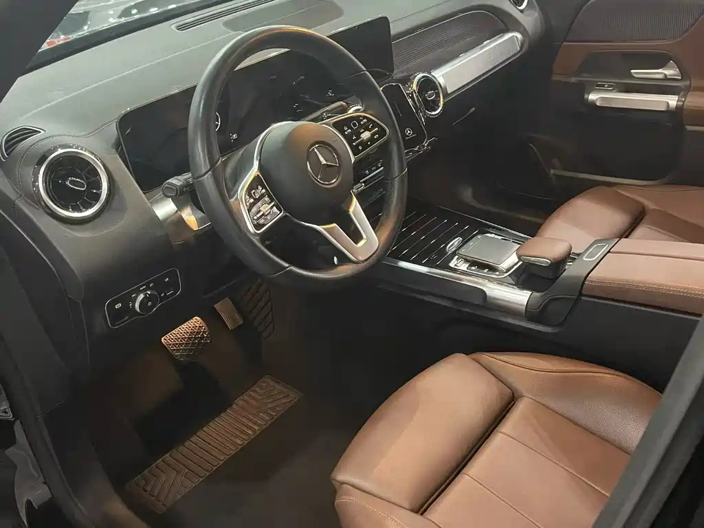 MERCEDES BENZ GLB 2020