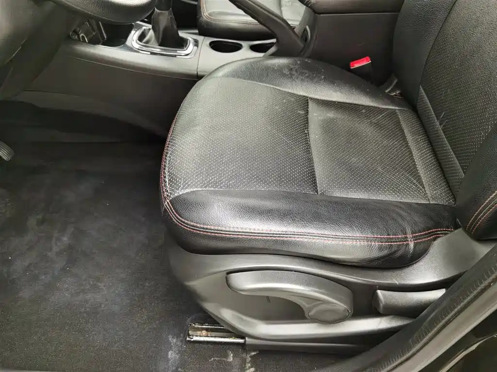 DONGFENG JOYEAR X5 2013