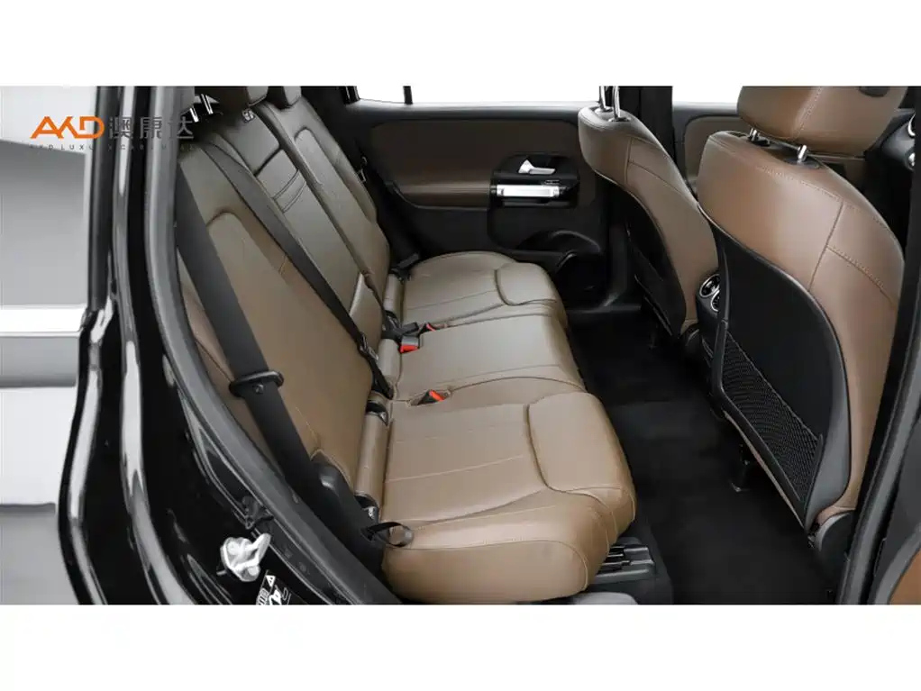 MERCEDES BENZ GLB 2023