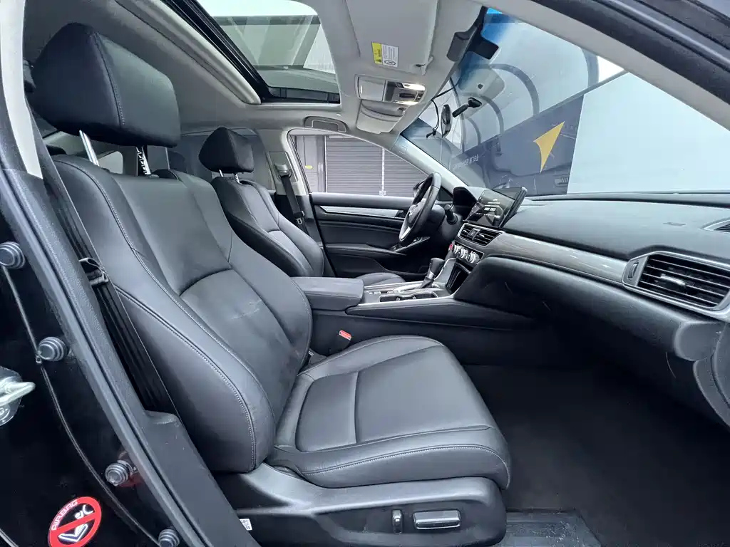 HONDA ACCORD 2022
