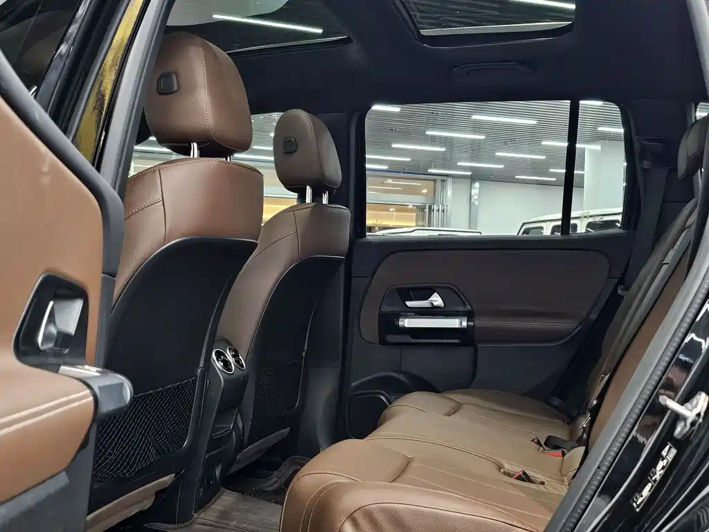 MERCEDES BENZ GLB 2022