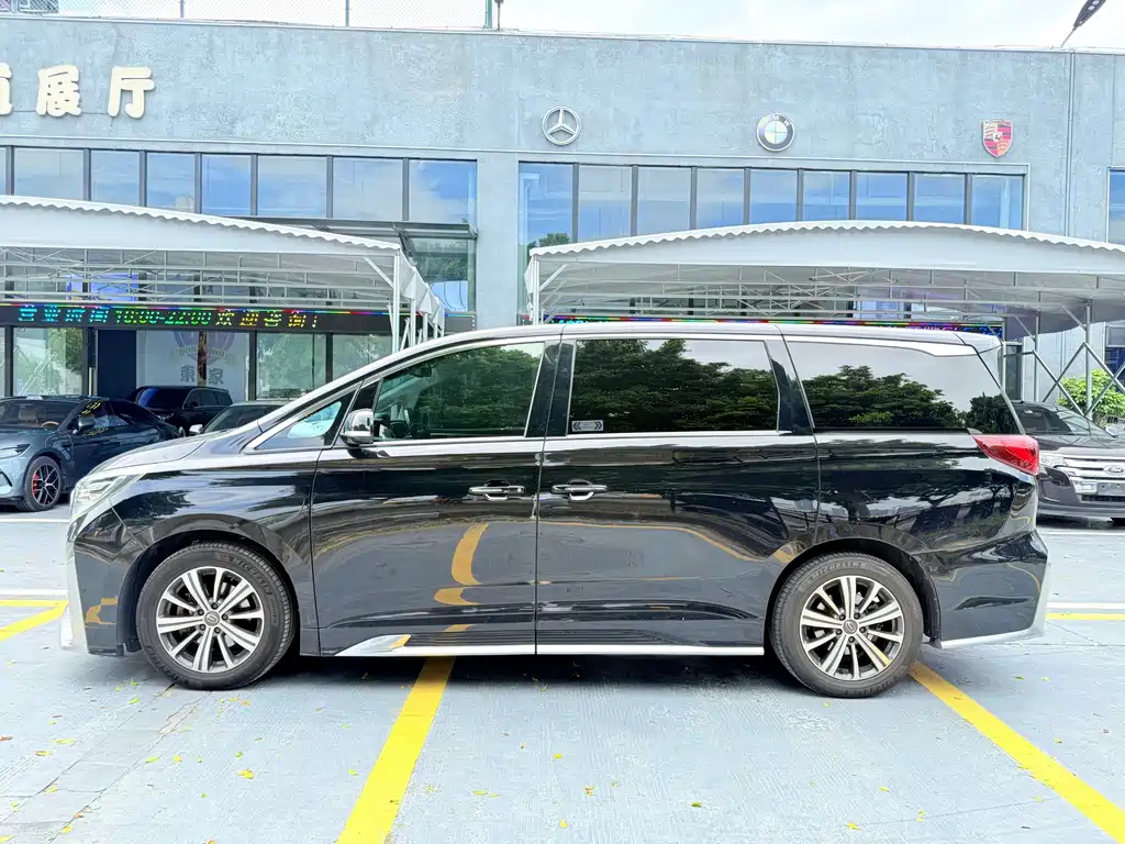 TRUMPCHI M8 2019