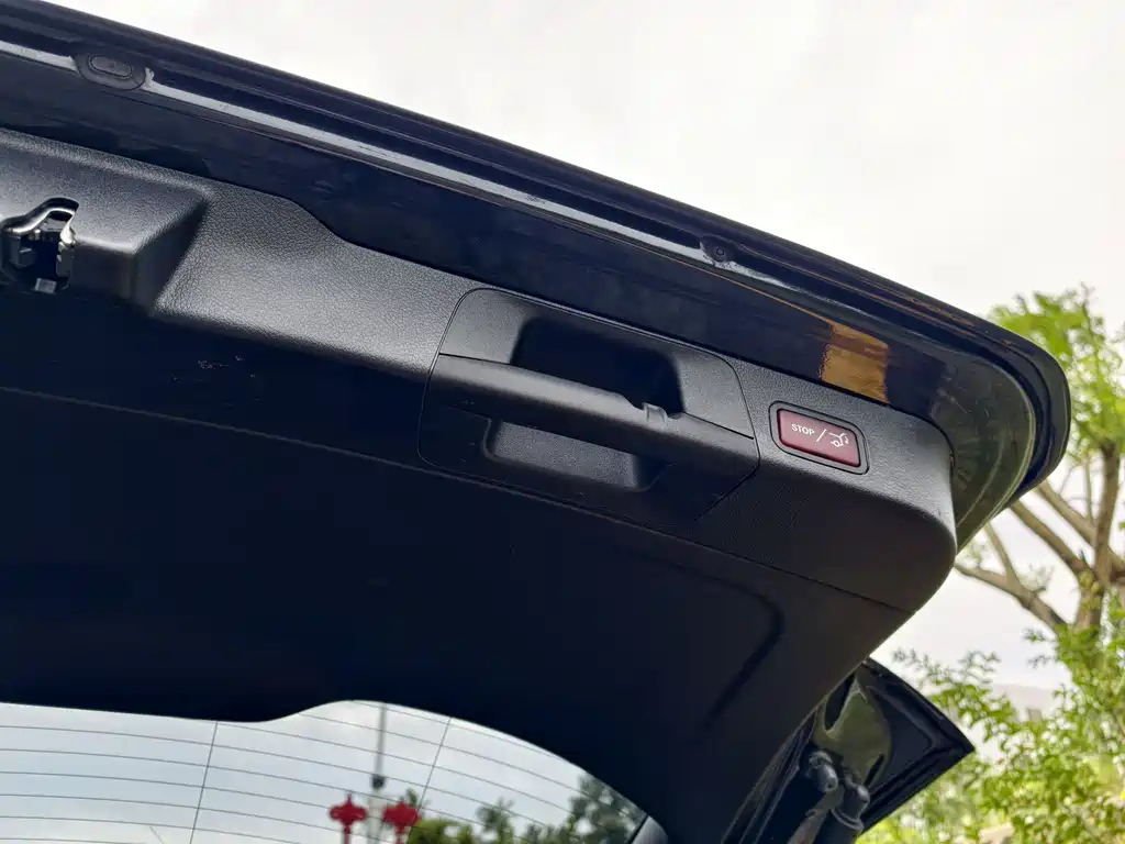 MERCEDES BENZ GLB 2022