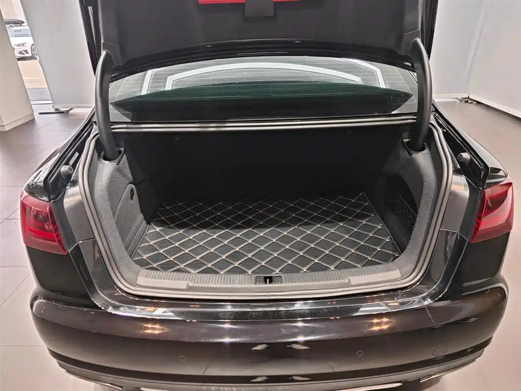 AUDI A6L 2017
