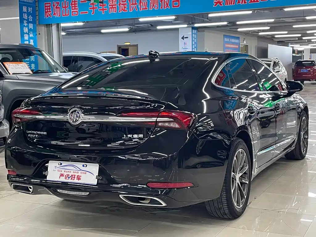 BUICK LACROSSE 2020