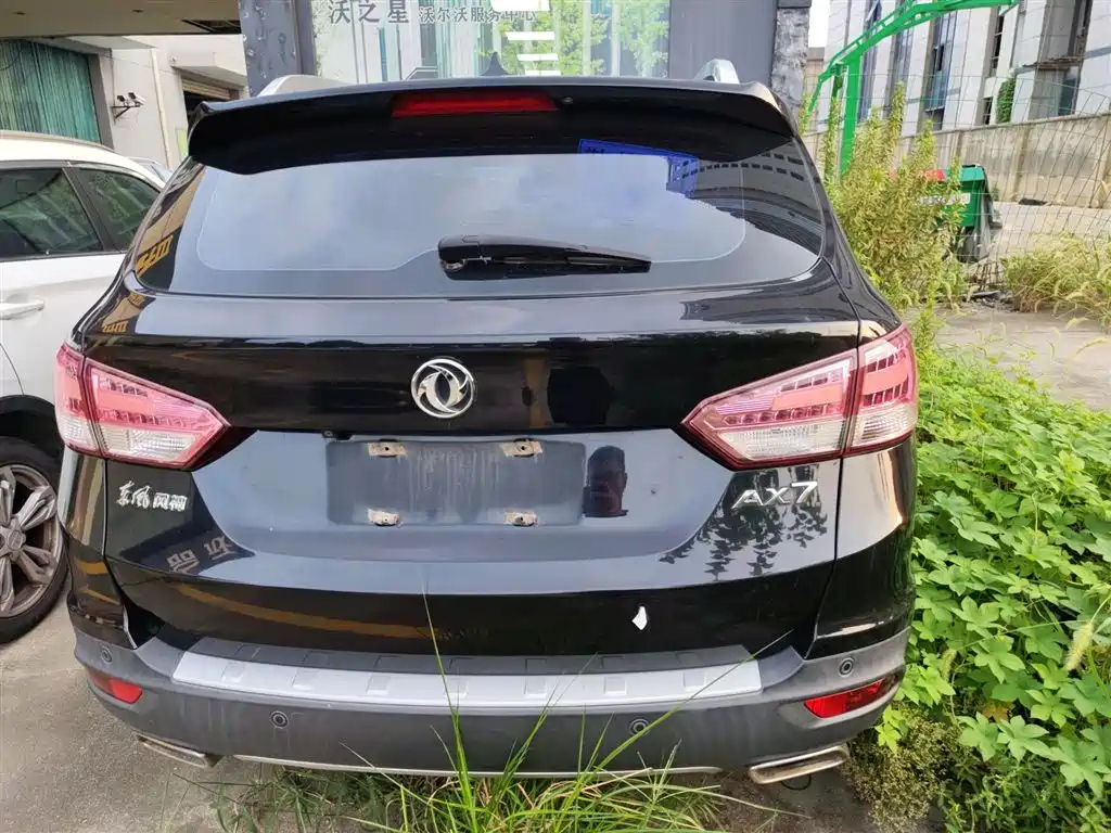 DONGFENG AEOLUS AX7 2015