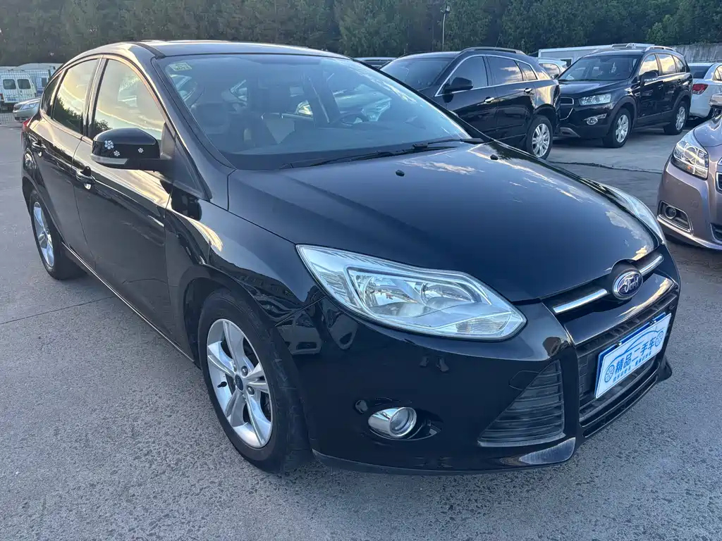 FORD FOCUS 2012