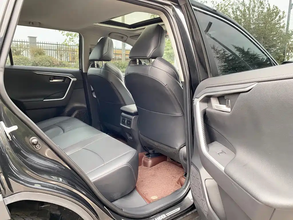 TOYOTA WILDLANDER 2023