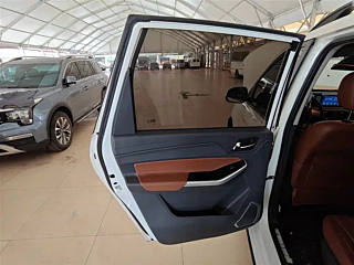 Заказать BAIC CHANGHE M70