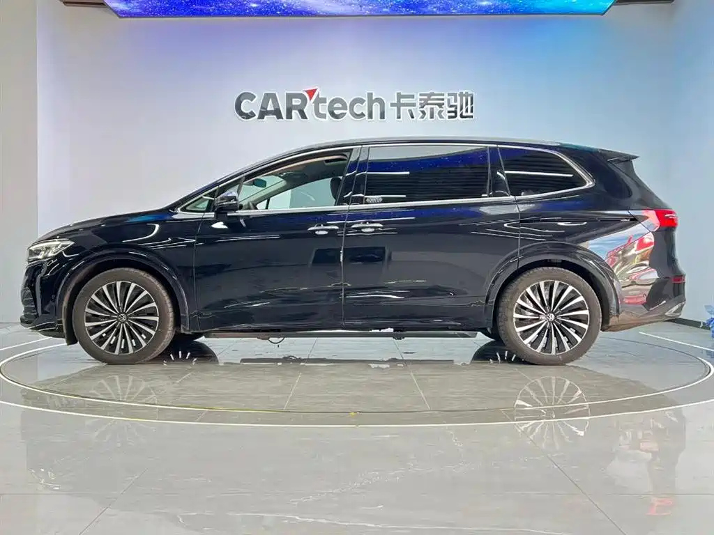 VOLKSWAGEN VILORAN 2024