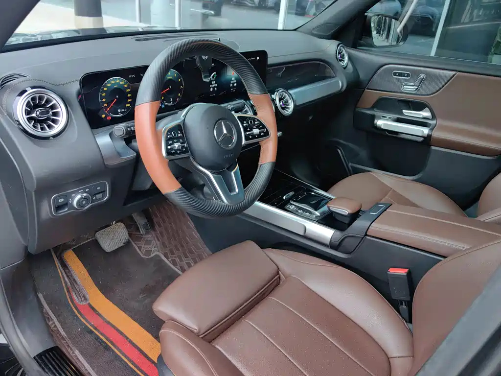 MERCEDES BENZ GLB 2022