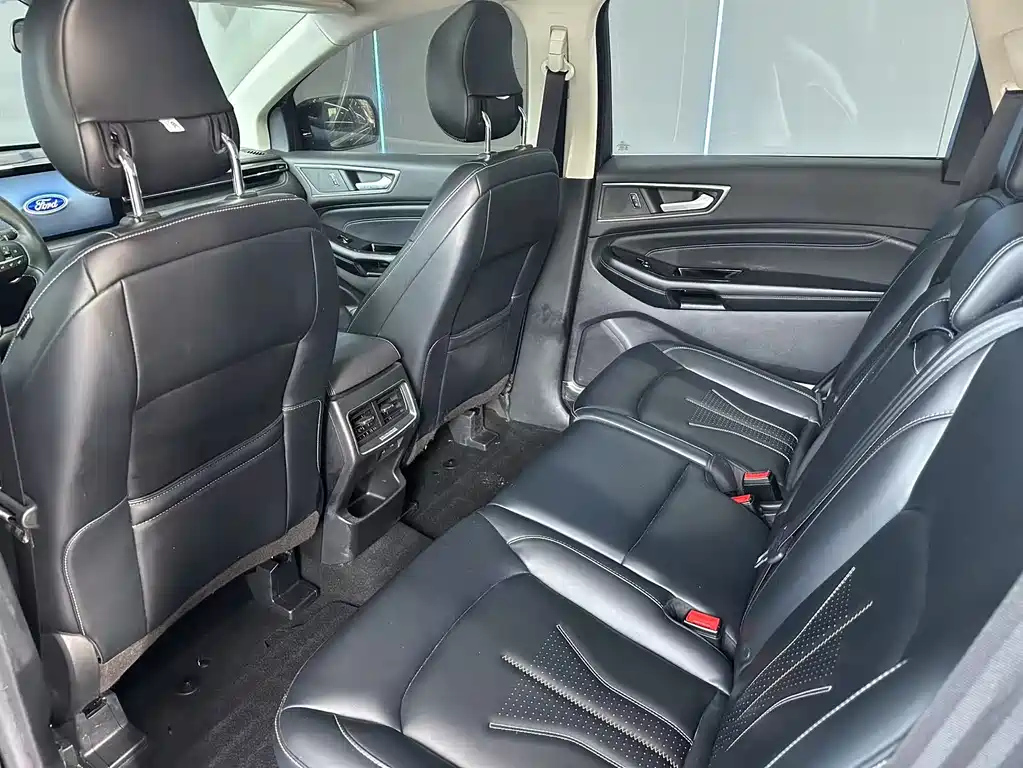 FORD EDGE 2021