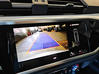 AUDI Q3  2024