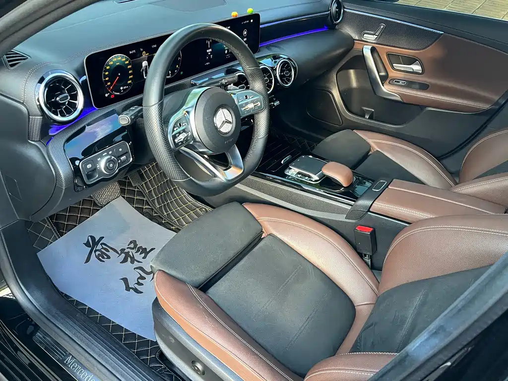MERCEDES BENZ A-CLASS 2019