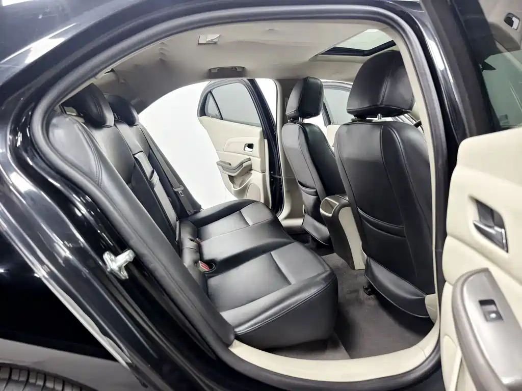 CHEVROLET MALIBU 2015