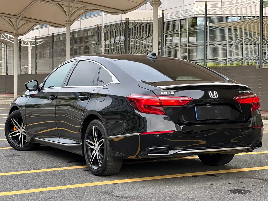 HONDA INSPIRE 2022