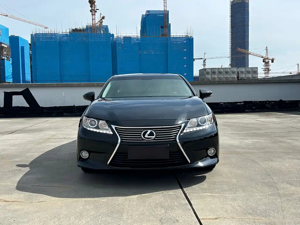 LEXUS ES 2014