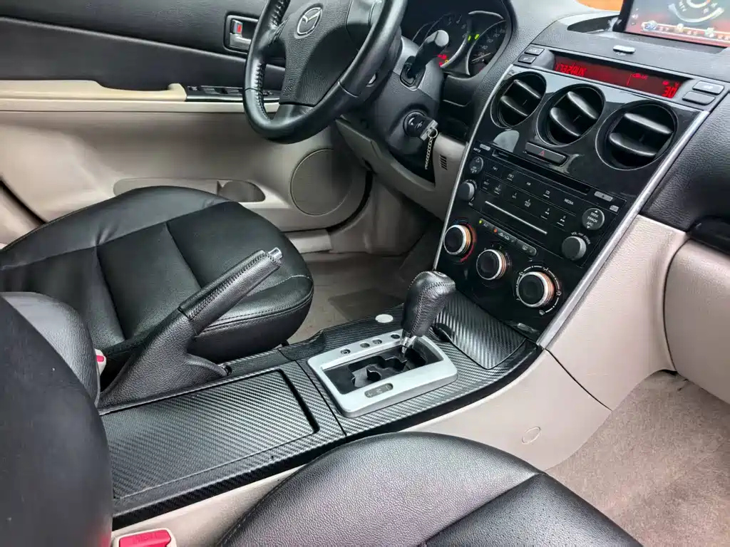 MAZDA 6 2011