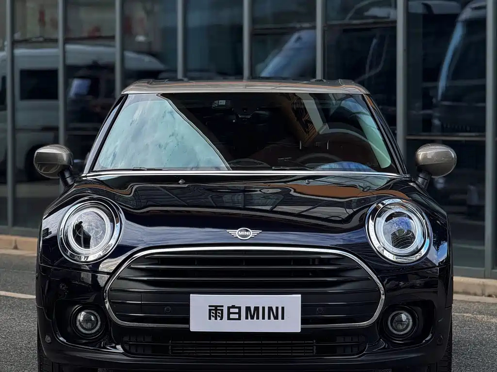 MINI CLUBMAN 2022