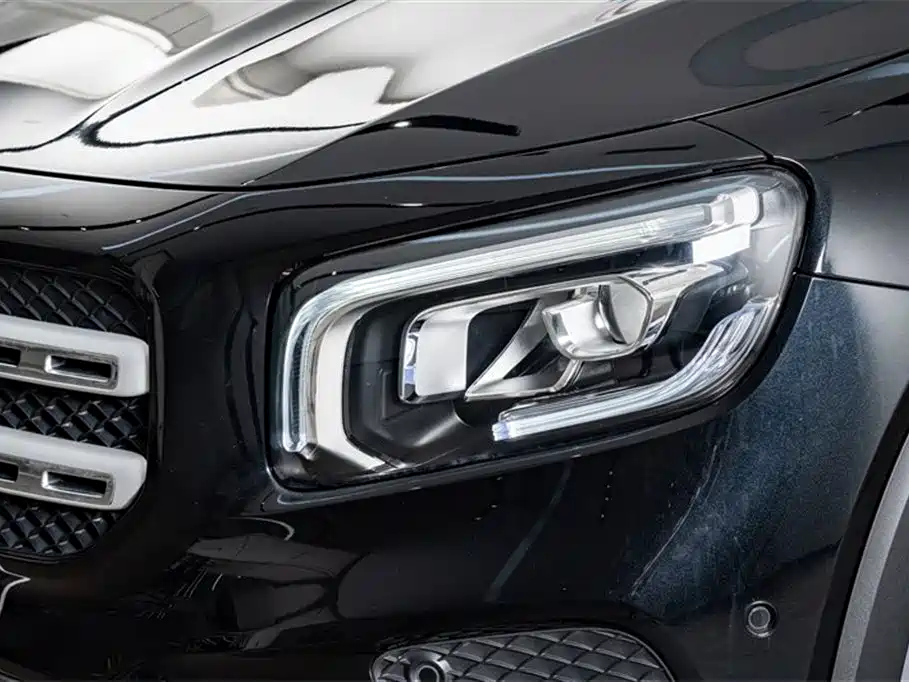 MERCEDES BENZ GLB 2023