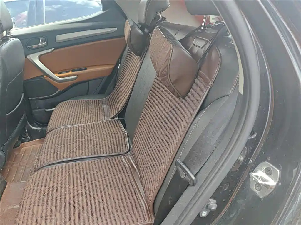JAC REFINE S3 2014