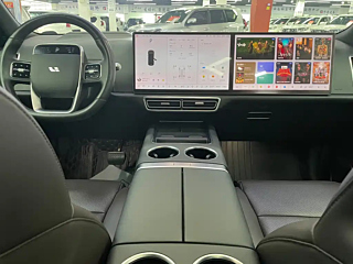 LI AUTO L8  2024 YEAR PRO 2024