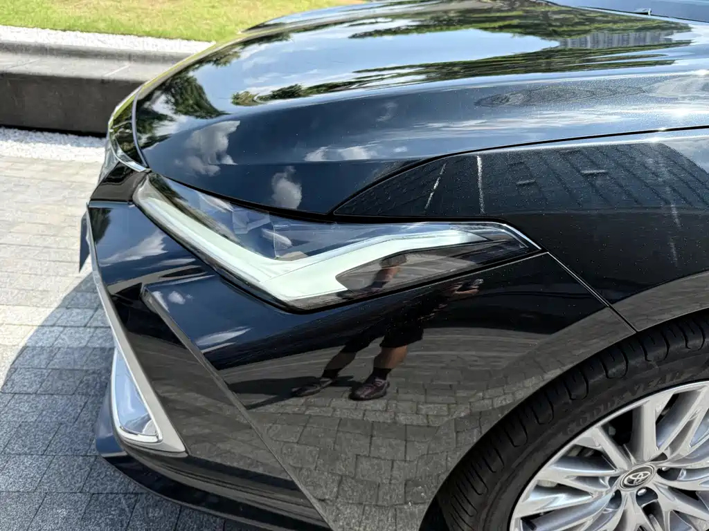 TOYOTA AVALON 2024
