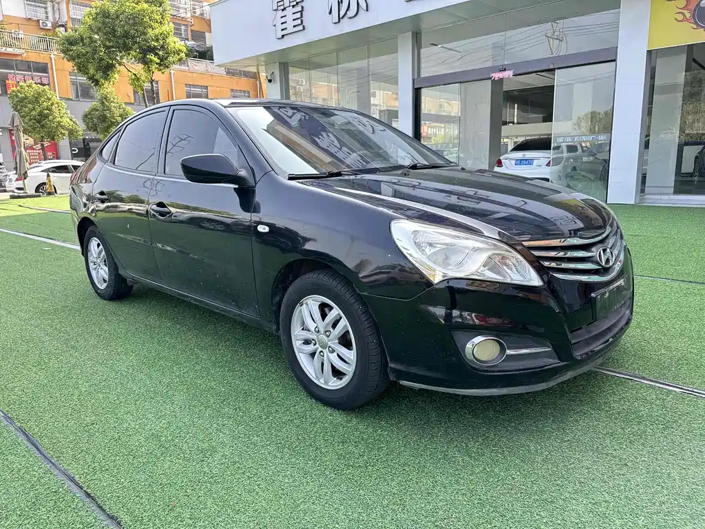 HYUNDAI CELESTA 2011
