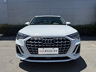 AUDI Q3  2024