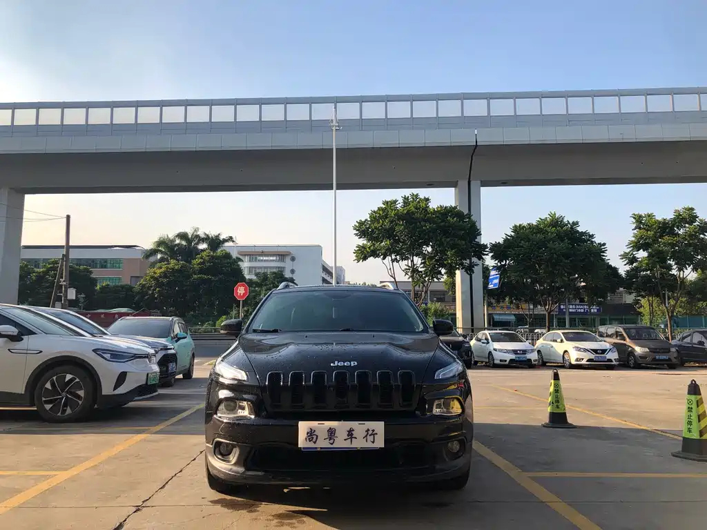 JEEP CHEROKEE 2016
