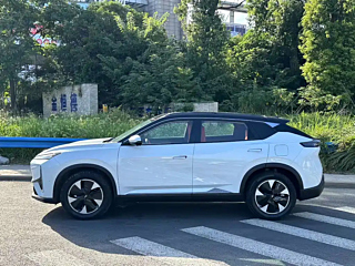 DONGFENG AEOLUS L7 NEW ENERGY  2024 YEAR 205 PLUS 2024