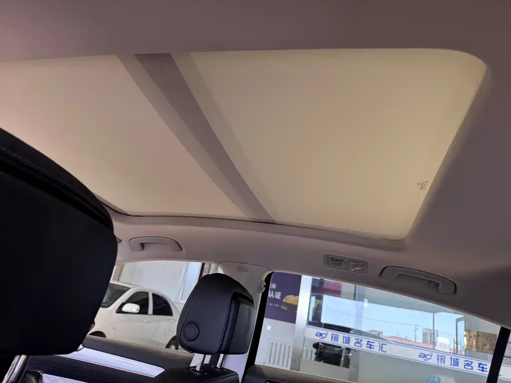 VOLKSWAGEN MAGOTAN 2025