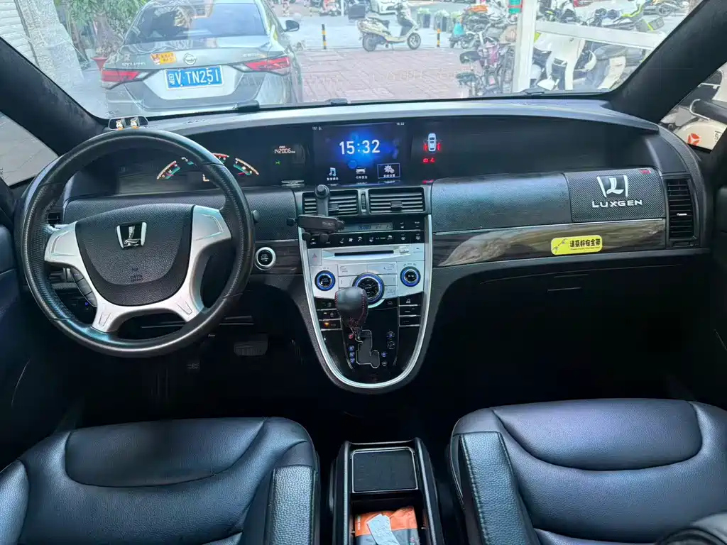 LUXGEN BIG 7 MPV 2017