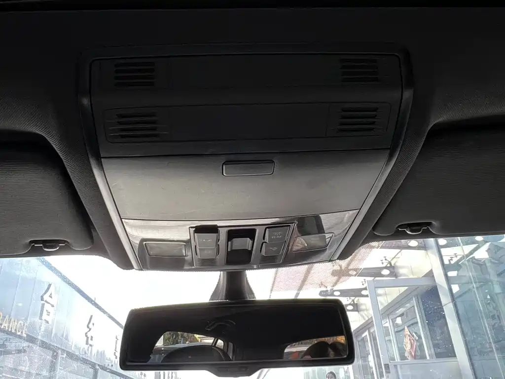 VOLKSWAGEN GOLF GTI 2016