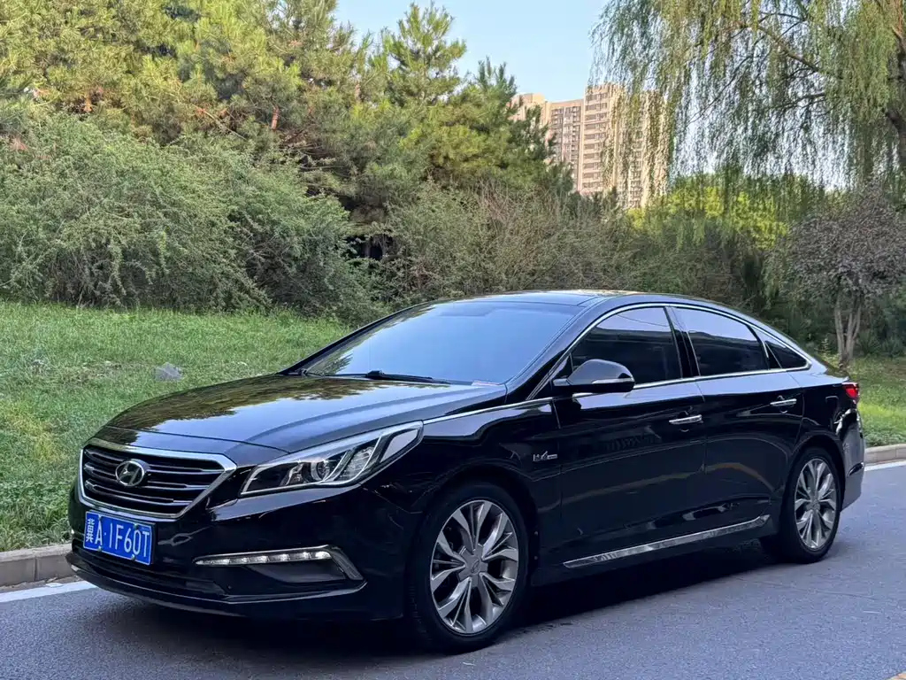HYUNDAI SONATA 2015