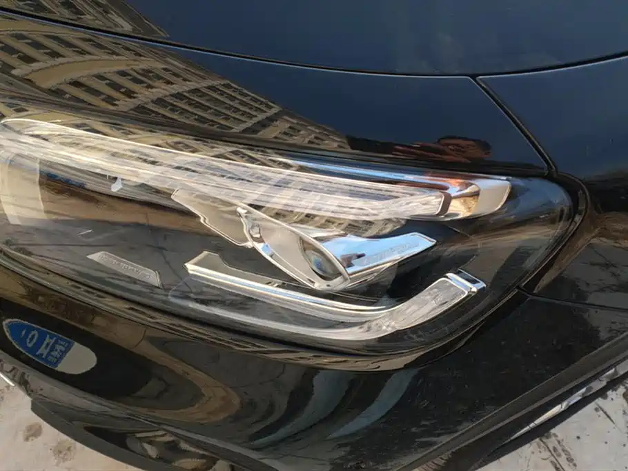 MERCEDES BENZ GLB 2020