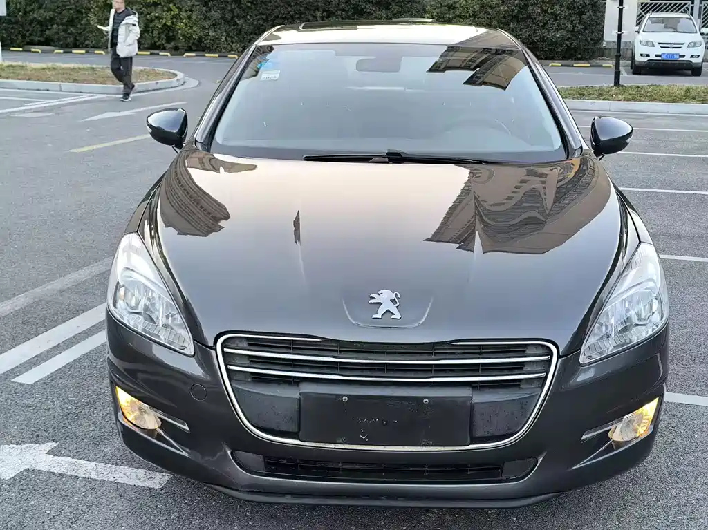 PEUGEOT 508 2012