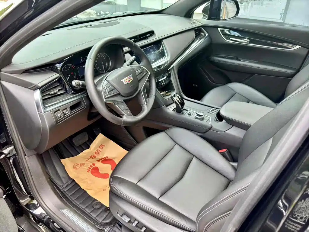 CADILLAC XT5 2022