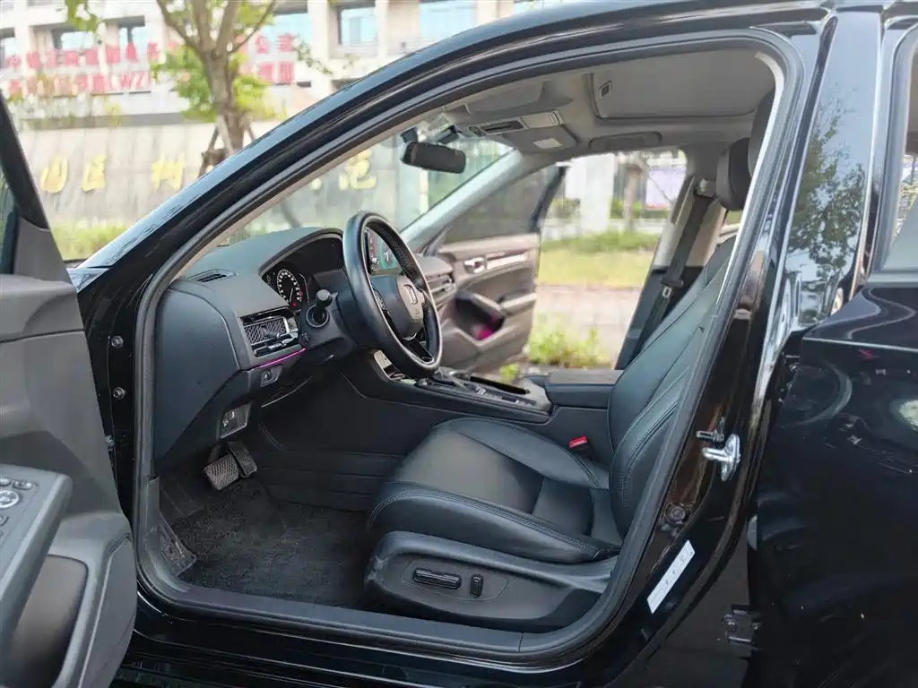 HONDA CIVIC 2023