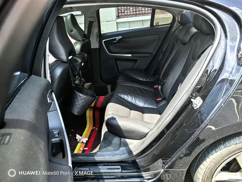 VOLVO S60 2014