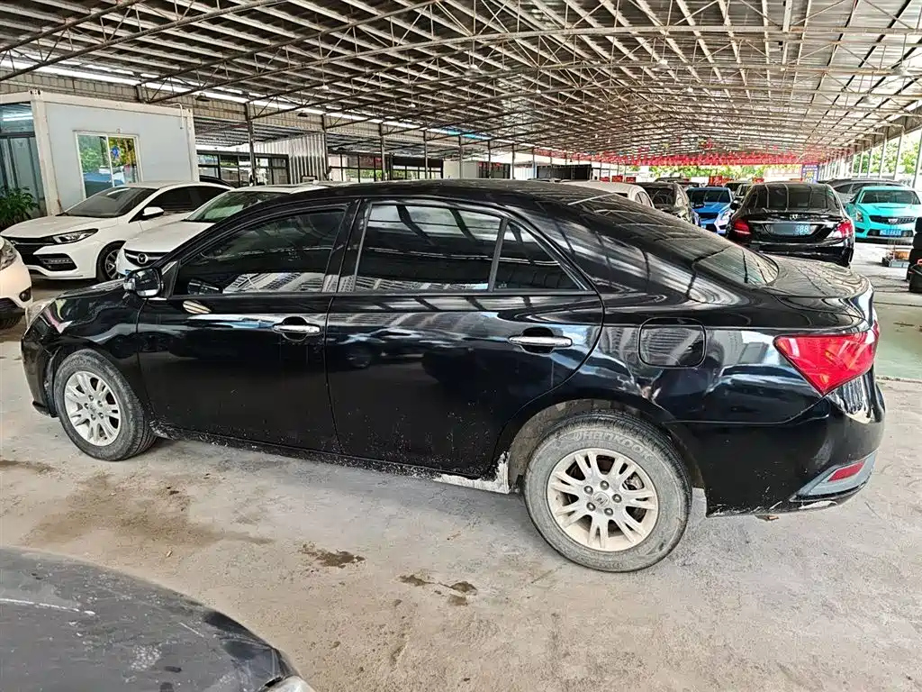 ZOTYE Z300 2016