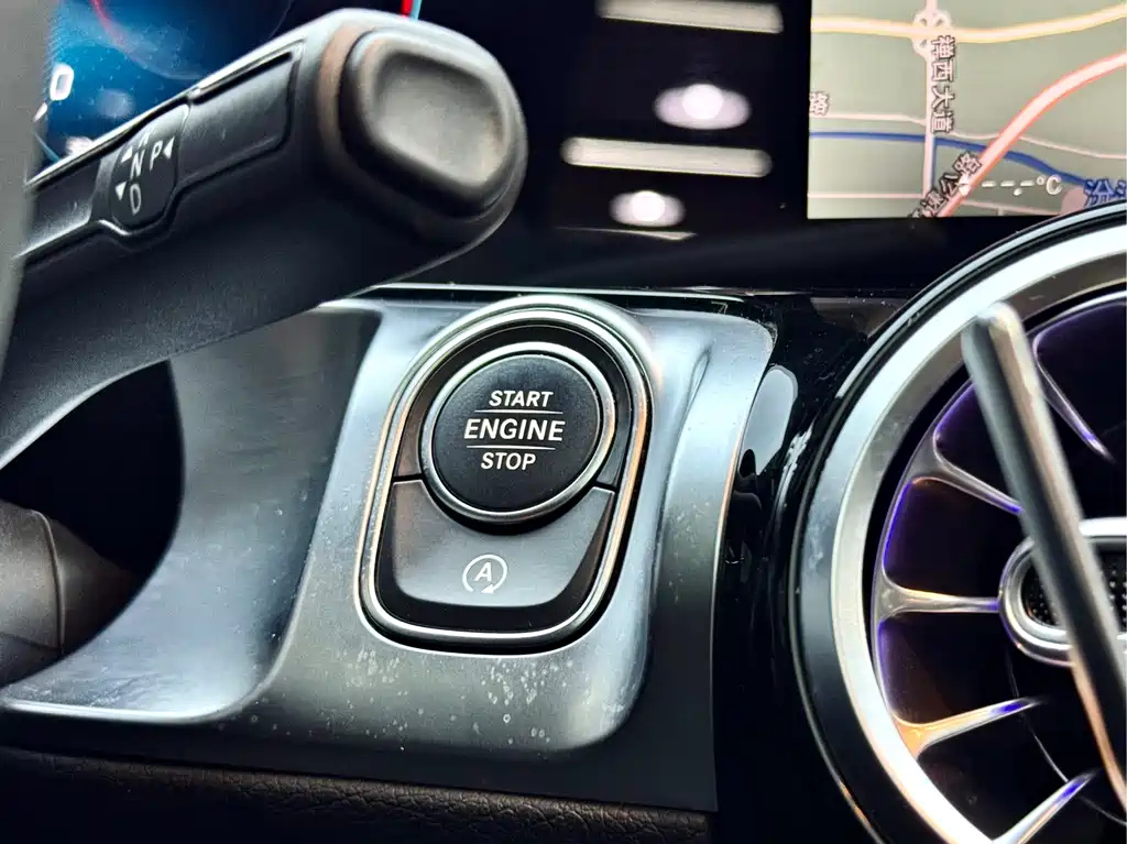 MERCEDES BENZ GLB 2020