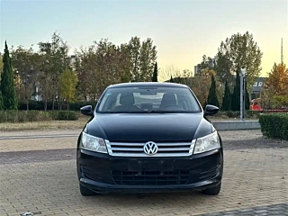 VOLKSWAGEN SANTANA 2014
