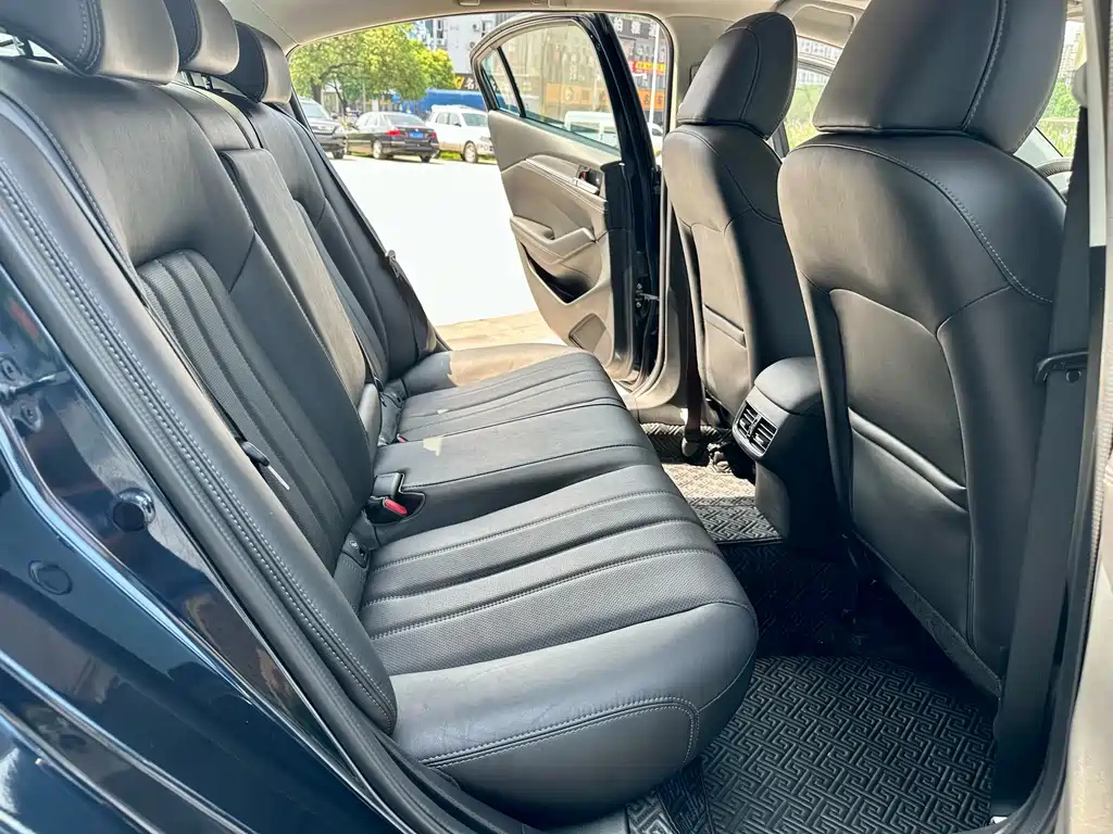 MAZDA ATENZA 2021