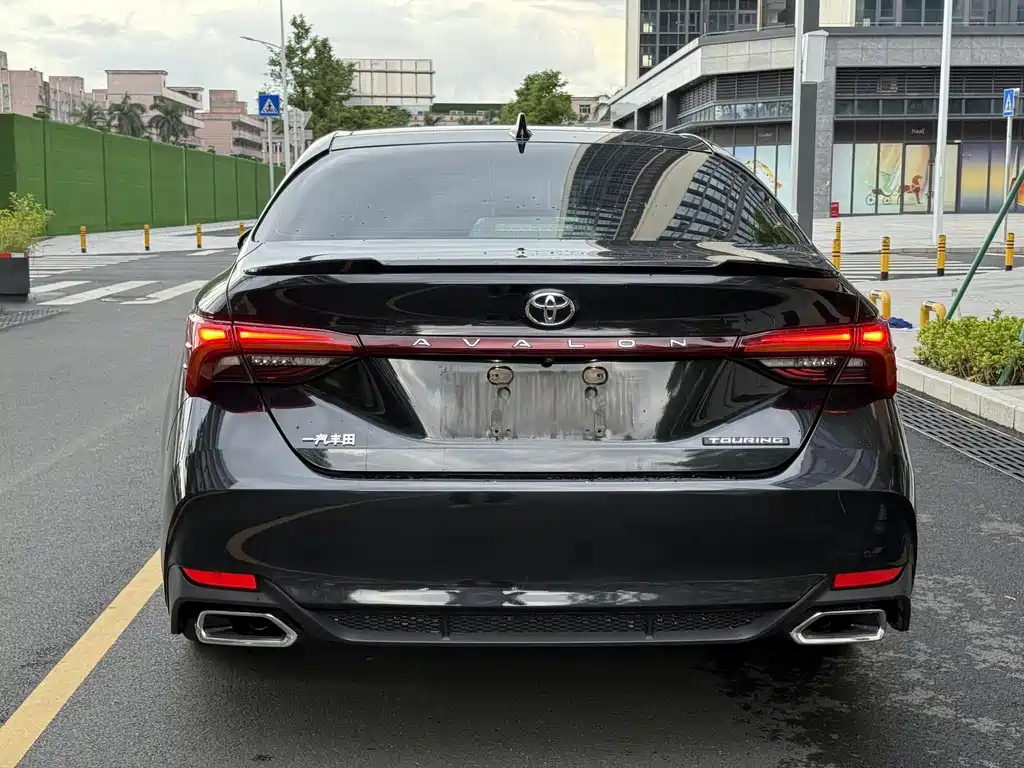 TOYOTA AVALON 2020
