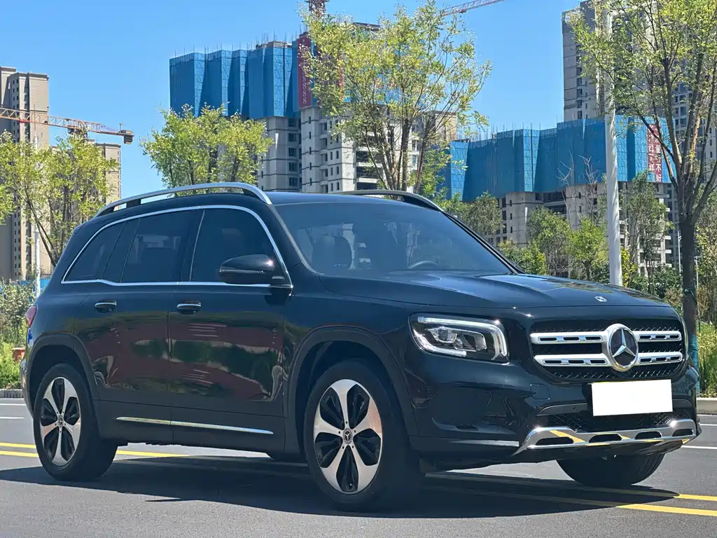 MERCEDES BENZ GLB 2021
