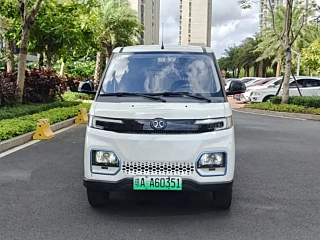 Заказать BAIC CHANGHE 北汽EV5