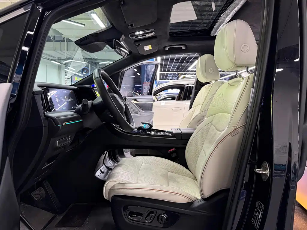 TRUMPCHI M8 2023