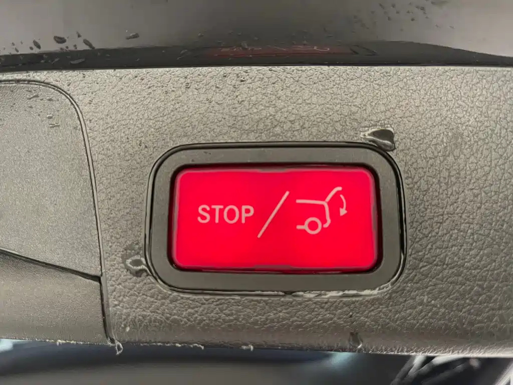 MERCEDES BENZ GLB 2024