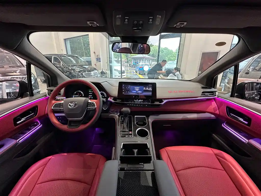 TOYOTA SIENNA SIENNA 2025